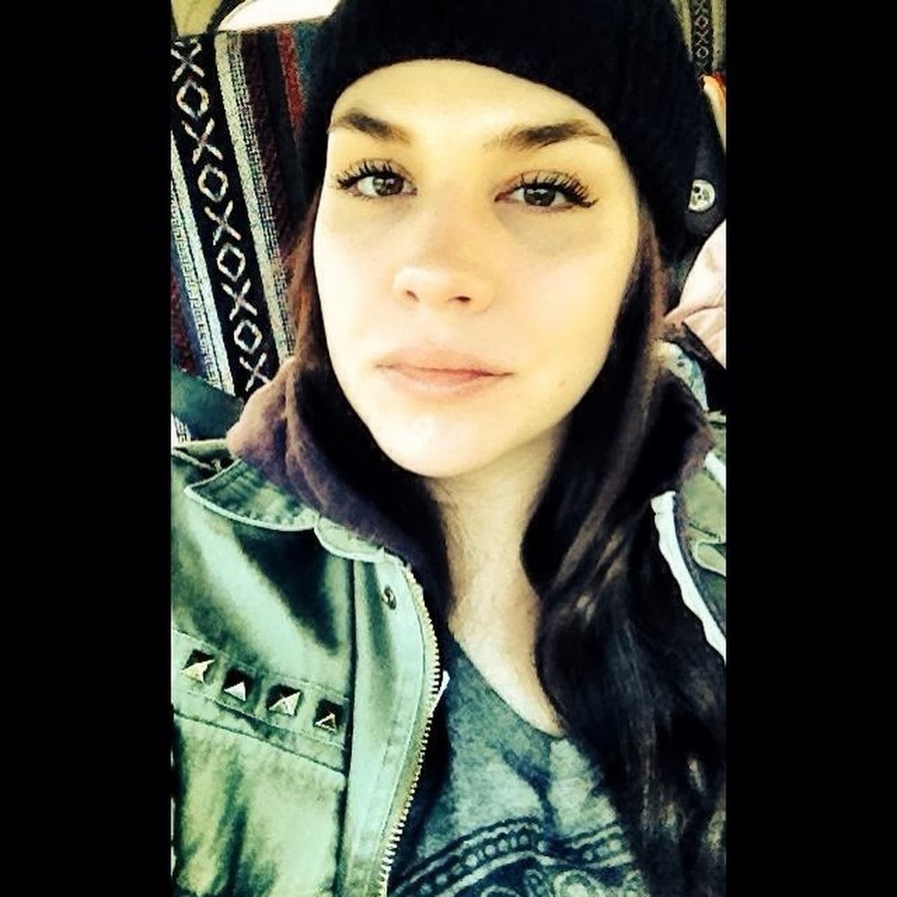 Meet your Posher, Brittani